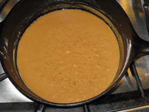 Skillet with roux blonde