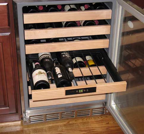 Photo of the Vinotemp wine cabinet at Emory Cottage